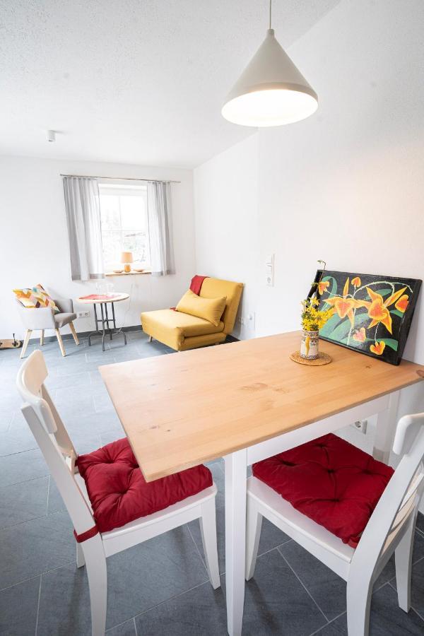 Gaestehaus Grosshoechberg Spiegelberg Buitenkant foto