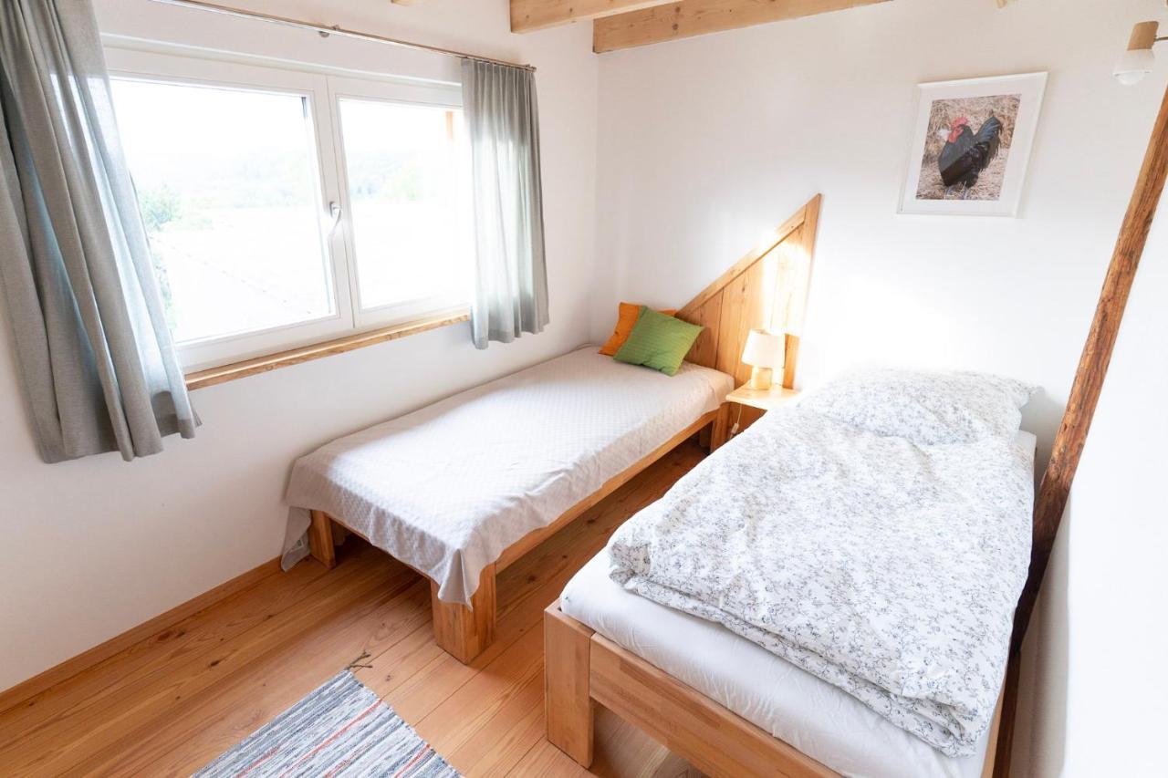 Gaestehaus Grosshoechberg Spiegelberg Buitenkant foto